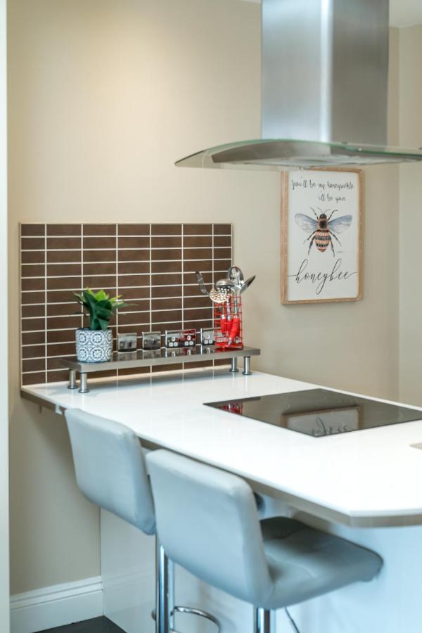 ברייטון Spacious 2 Bedroom Apartment - Sleeps 6 מראה חיצוני תמונה